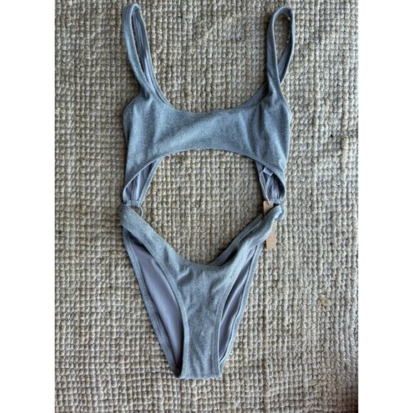 Skims Glitter Swim Monokini - Picture 11 of 11
